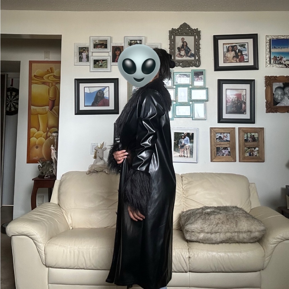 B2 - Picture 2 of 3